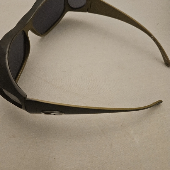 Jonathan Paul Fitovers - Picture 3 of 5